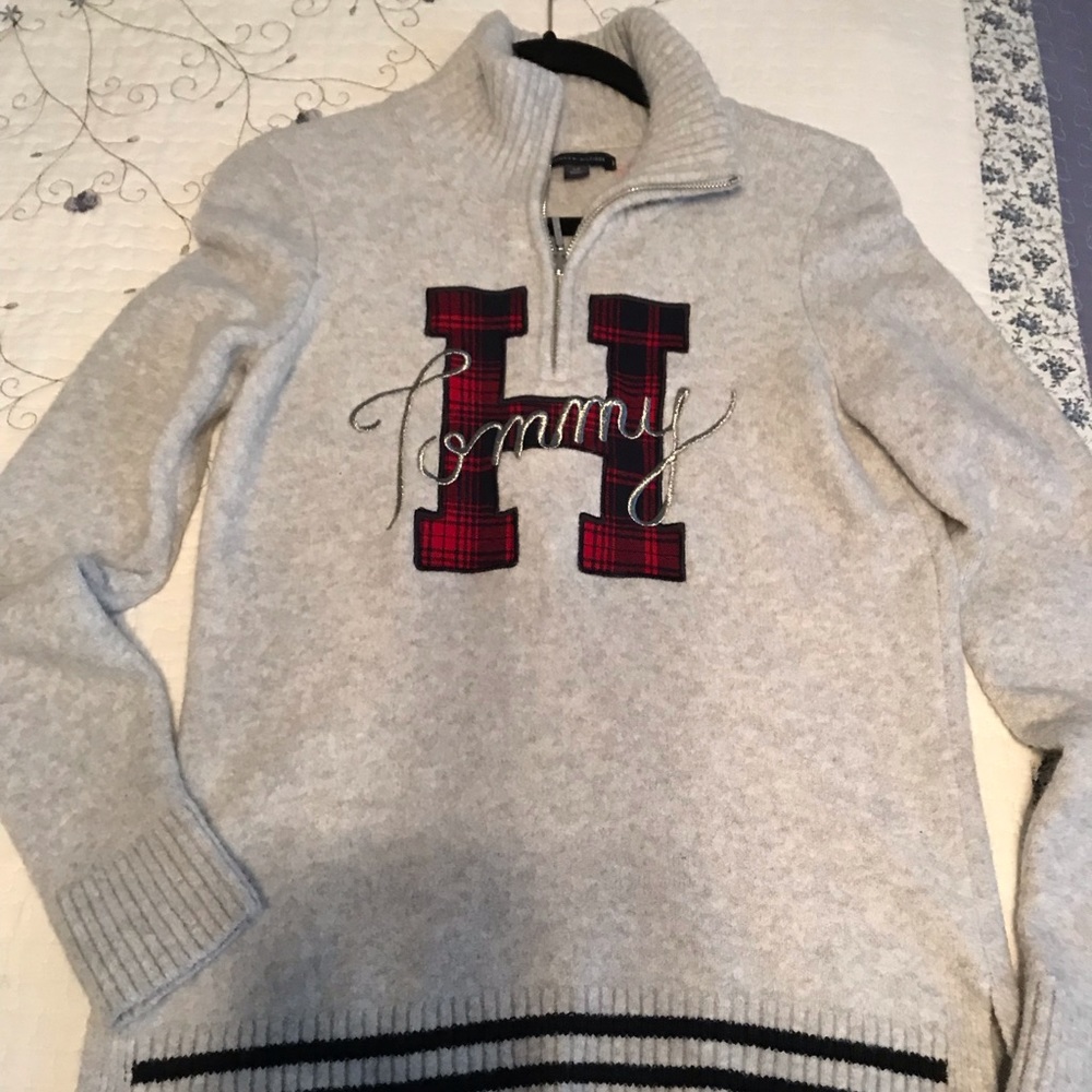 Tommy Hilfiger woman half  Zip Sweater Sz. S/P